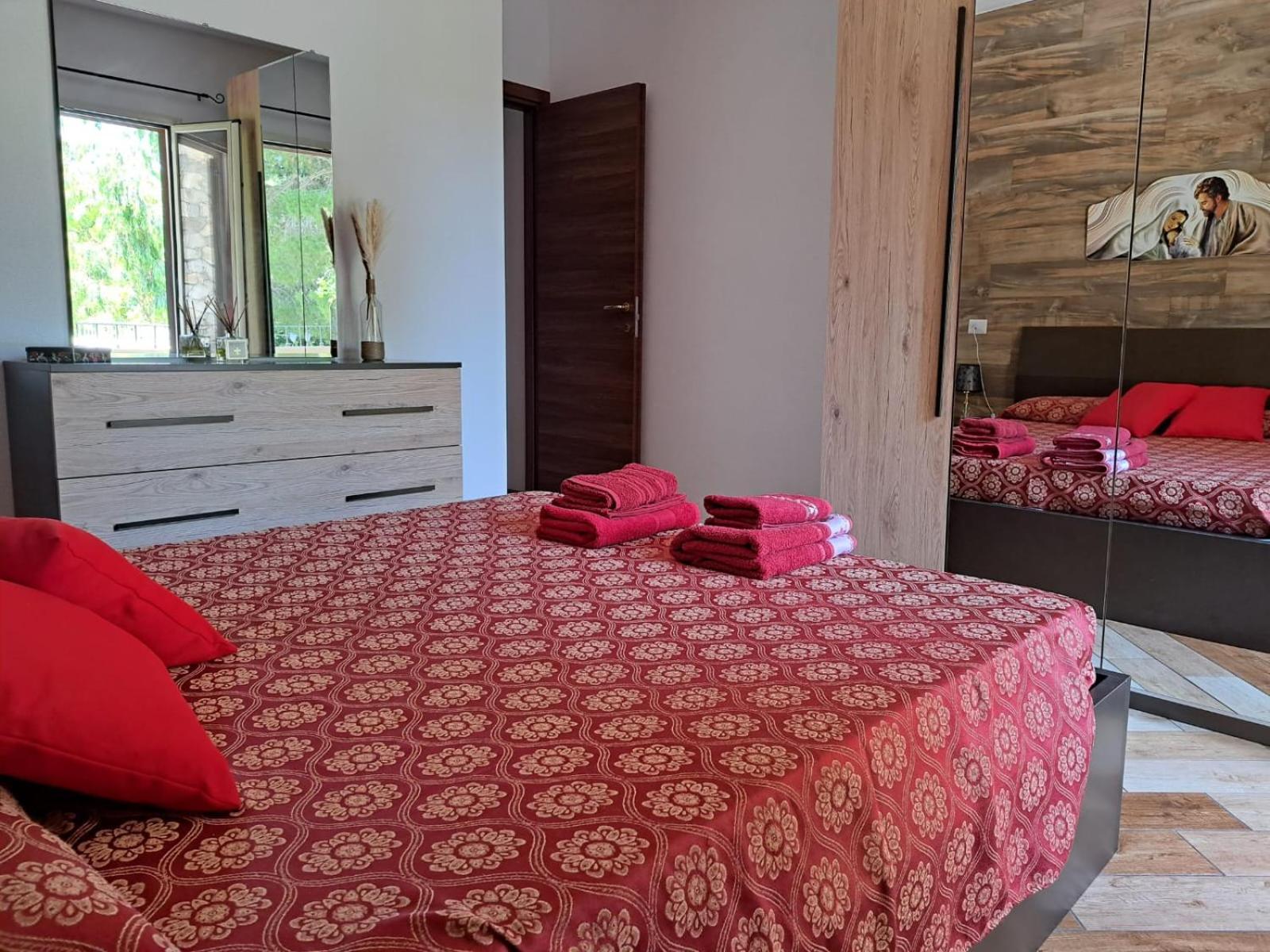 Domus De Mare Apartment Cala Gonone Ngoại thất bức ảnh